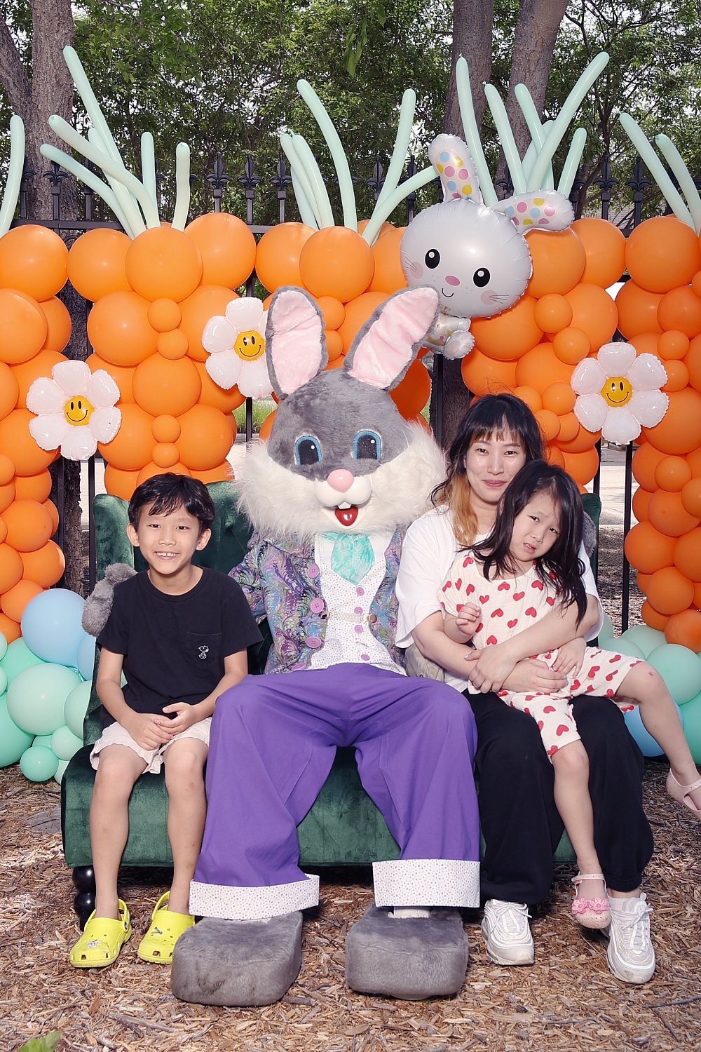 The Tribute - Easter Bunny Photos 2025