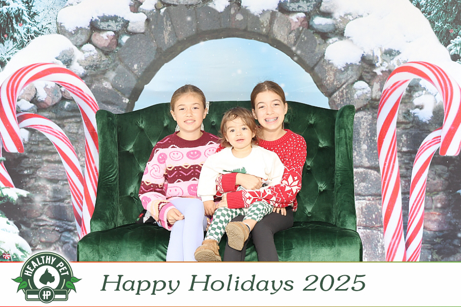 Healthy Pets Austin_Photos with Santa