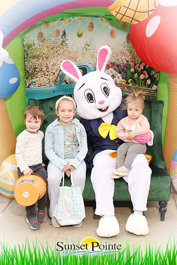 Sunset Pointe HOA Easter Photos 2026